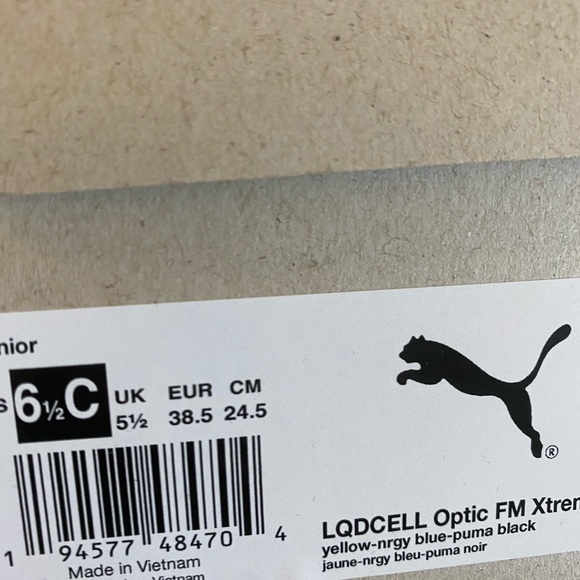 Puma jr size 6.5 - Picture 4 of 8